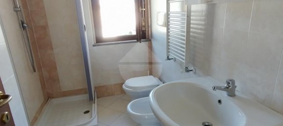4 rooms Apartment in Nuoro, Italy No. 85707 10