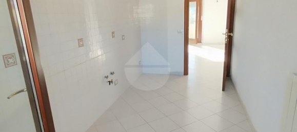 4 rooms Apartment in Nuoro, Italy No. 85707 8