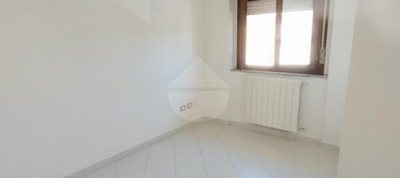 4 rooms Apartment in Nuoro, Italy No. 85707 16