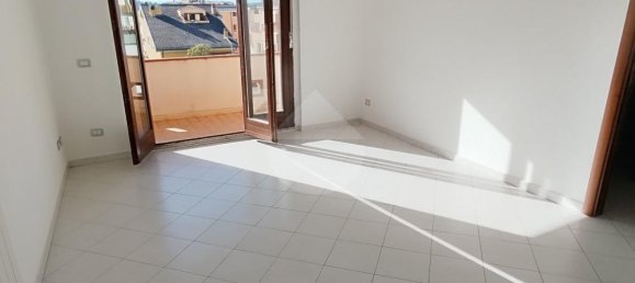 4 rooms Apartment in Nuoro, Italy No. 85707 4