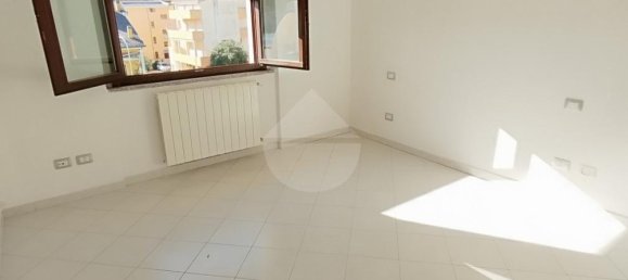 4 rooms Apartment in Nuoro, Italy No. 85707 12