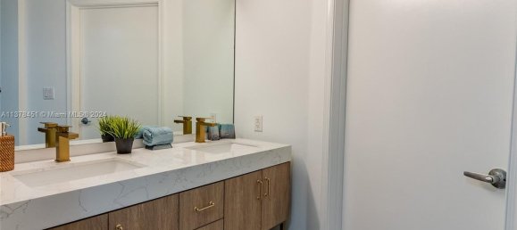 2 bedrooms Commercial property for rent in Miami, Miami-Dade, Florida, USA № 614642 5