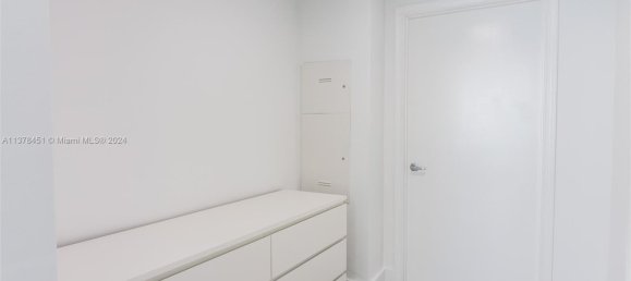 2 bedrooms Commercial property for rent in Miami, Miami-Dade, Florida, USA № 614642 13