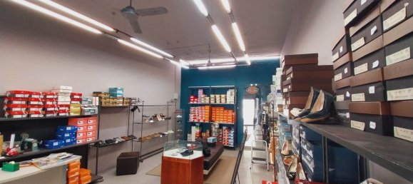 58m² Commercial property in Montelupo Fiorentino, Italy No. 213346 5