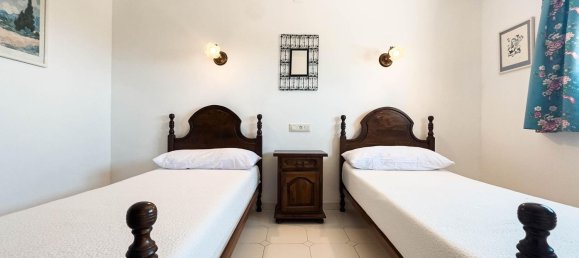 3 bedrooms House in Moraira, Spain No. 173074 10