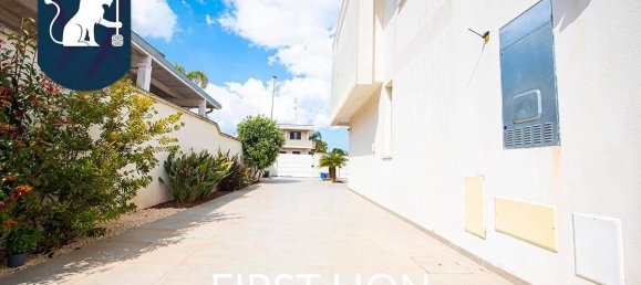 Вилла с 5 комнатами в Лечче, Италия № 24584 22