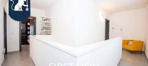 Вилла с 5 комнатами в Лечче, Италия № 24584 15