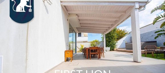 Вилла с 5 комнатами в Лечче, Италия № 24584 21