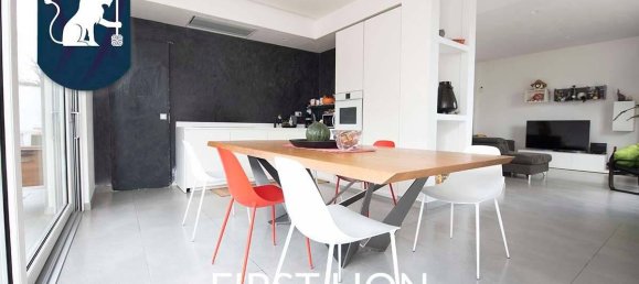 Вилла с 5 комнатами в Лечче, Италия № 24584 2