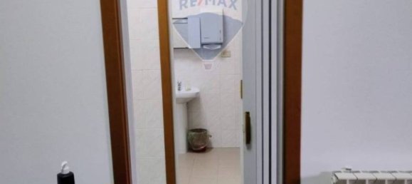 5-salle Bureau à Fabriano, Italy No. 317021 10