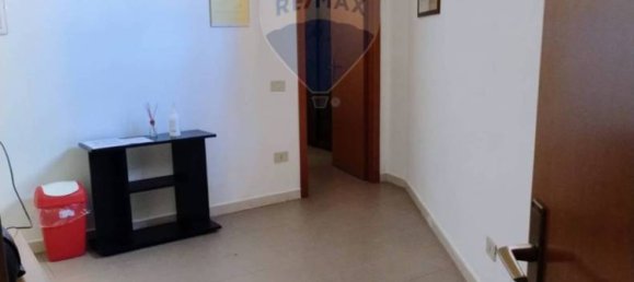 5-salle Bureau à Fabriano, Italy No. 317021 7