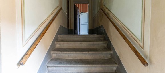 Edificio en Colle di Val d'Elsa, Italy 487 m² No. 227742 27