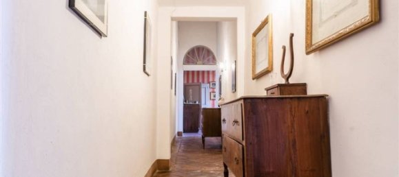 Edificio en Colle di Val d'Elsa, Italy 487 m² No. 227742 19