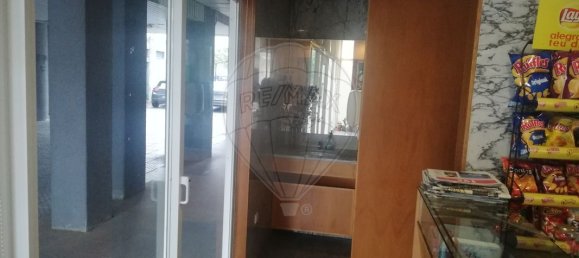 57m² Commercial property in Lousada, Portugal No. 38538 7