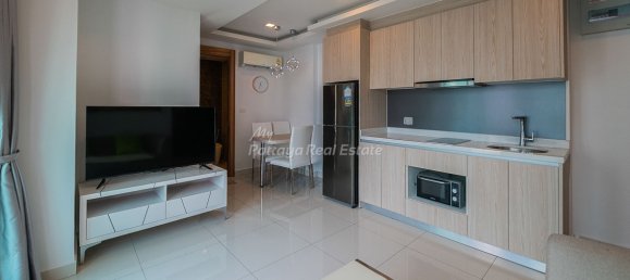 2 bedrooms Condo in Pattaya, Thailand No. 25186 3