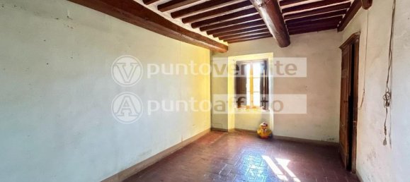 10 rooms House in Capannori, Italy No. 155434 17