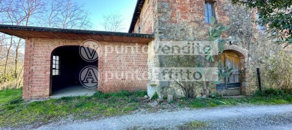 10 rooms House in Capannori, Italy No. 155434 7