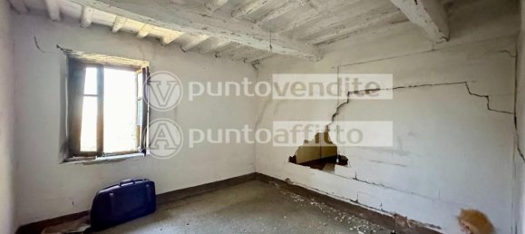 10 rooms House in Capannori, Italy No. 155434 21