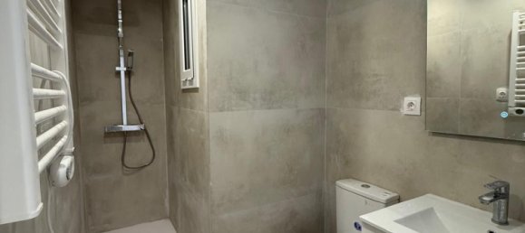 3 bedrooms Apartment in Eixample, Spain No. 142607 4