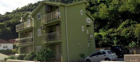 10 bedrooms Land in Herceg Novi, Montenegro No. 127 4