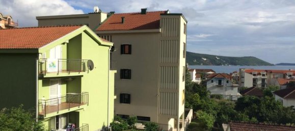 10 bedrooms Land in Herceg Novi, Montenegro No. 127 3