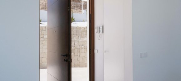 4 غرف نوم فيلا في Alicante, Spain رقم 67214 34