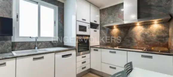 Dúplex de 4 dormitorios en Sant Boi de Llobregat, Spain No. 174945 22