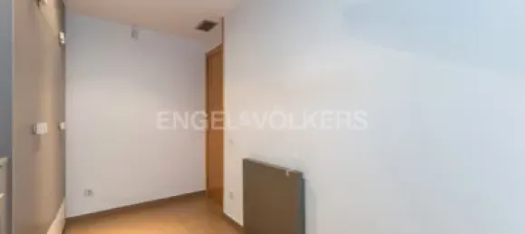 Dúplex de 4 dormitorios en Sant Boi de Llobregat, Spain No. 174945 14