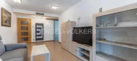 Dúplex de 4 dormitorios en Sant Boi de Llobregat, Spain No. 174945 29