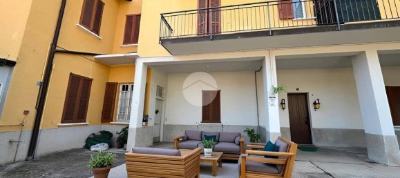 2 Schlafzimmer Wohnung in Carate Brianza, Italy, Nr. 322986 12