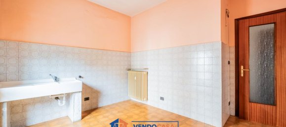 3 chambres Appartement à Cuneo, Italy No. 339535 9