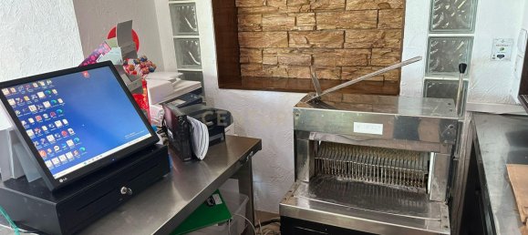 164m² Commercial property in Loures, Portugal No. 89956 12