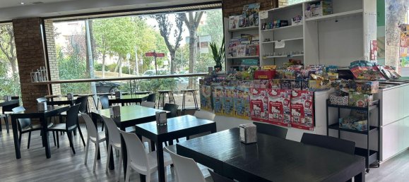 164m² Commercial property in Loures, Portugal No. 89956 16