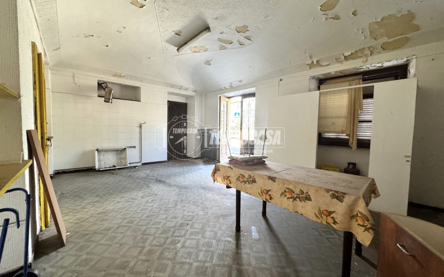 6 rooms Apartment in Biella, Italy No. 258117