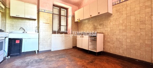 6 rooms Apartment in Biella, Italy No. 258117 3