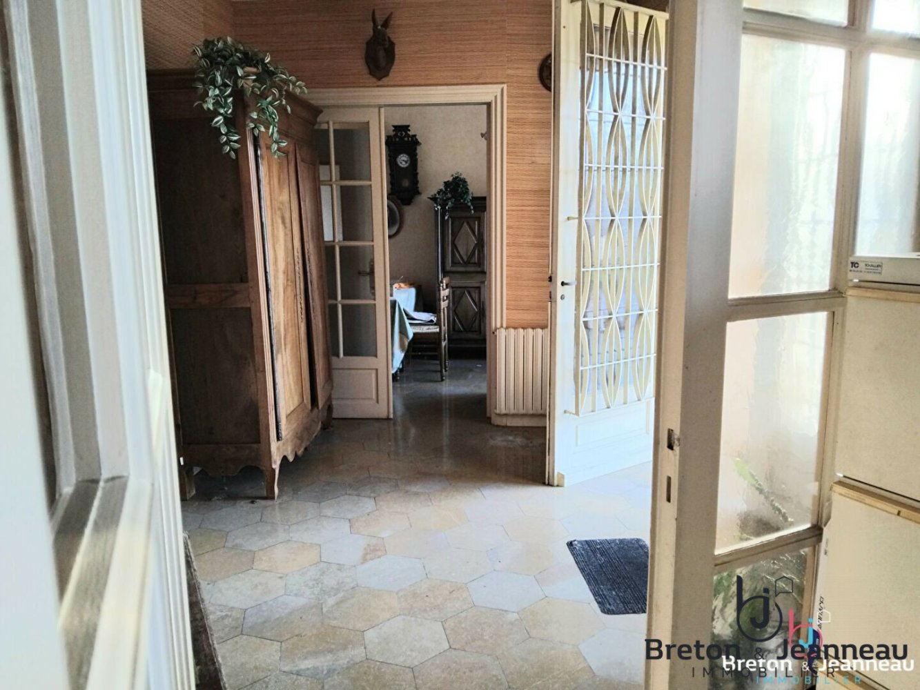 6 غرف نوم منزل في Laval, France رقم 360592