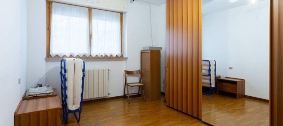 3 rooms Apartment in Bollate, Italy No. 27116 9