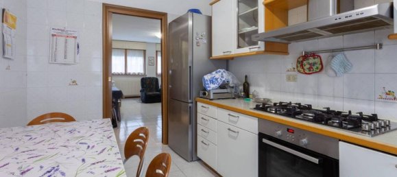 3 rooms Apartment in Bollate, Italy No. 27116 28