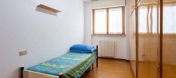 3 rooms Apartment in Bollate, Italy No. 27116 7