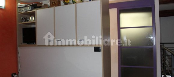 Apartamento de 2 dormitorios en Florence, Italy No. 267334 4