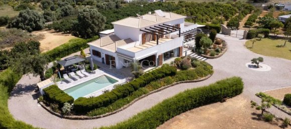 4 bedrooms Villa in Tavira, Portugal No. 333329 3