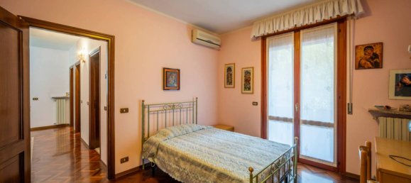 5 Schlafzimmer Villa in Parma, Italy, Nr. 344972 34
