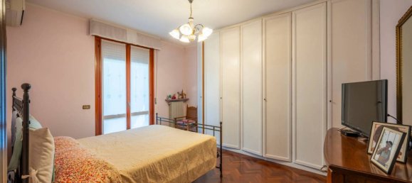 5 Schlafzimmer Villa in Parma, Italy, Nr. 344972 22