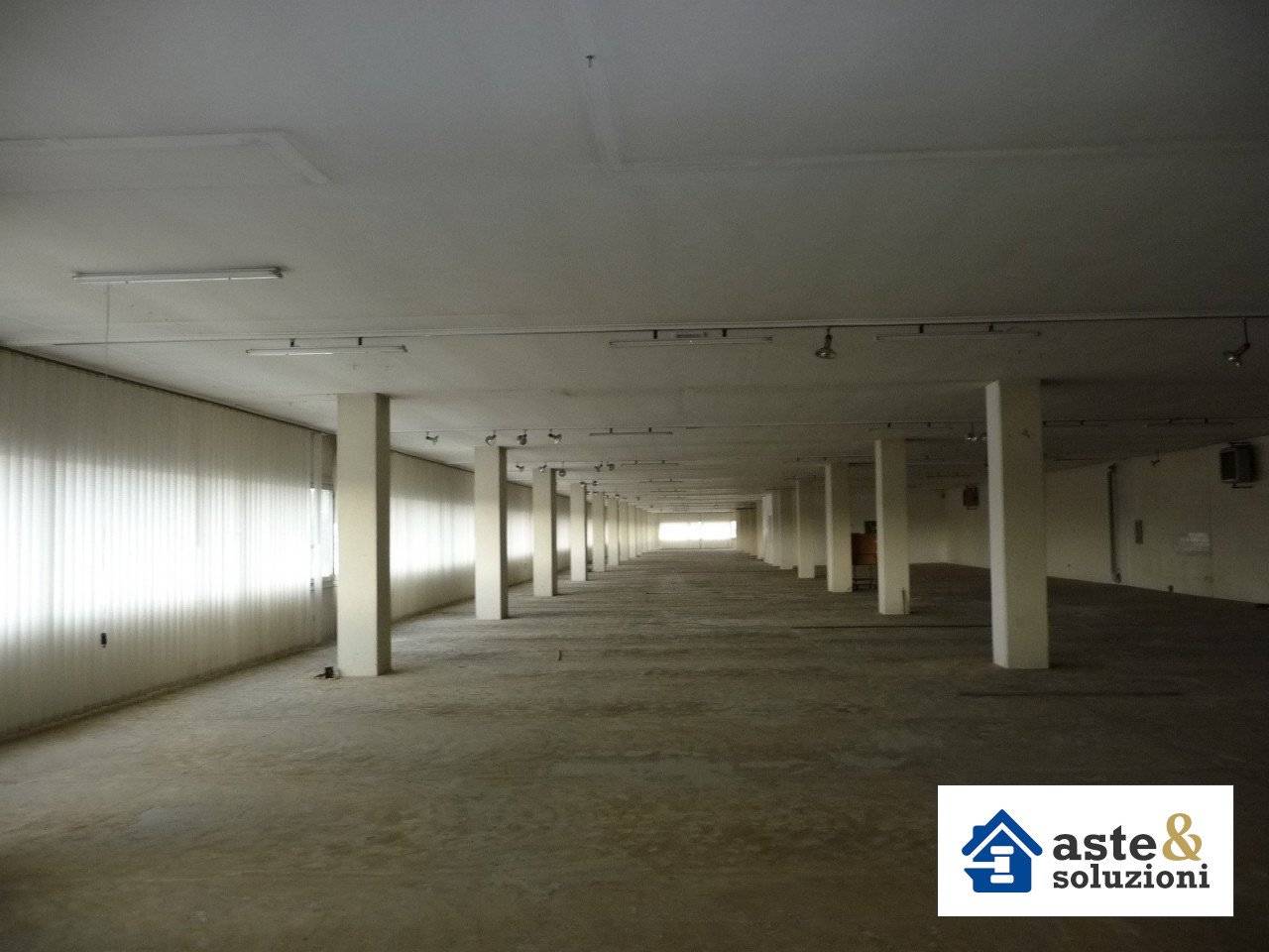 Gewerbliche Immobilie in Caselle Torinese, Italy 505m², Nr. 396972