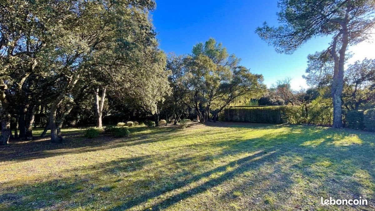 Grundstück in Montaud, France 4220m², Nr. 290700