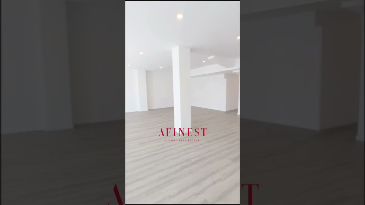 130m² Commercial property in Cascais, Portugal No. 346045