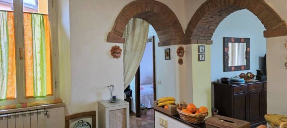 2 bedrooms Apartment in Chiusi, Italy No. 45922 3