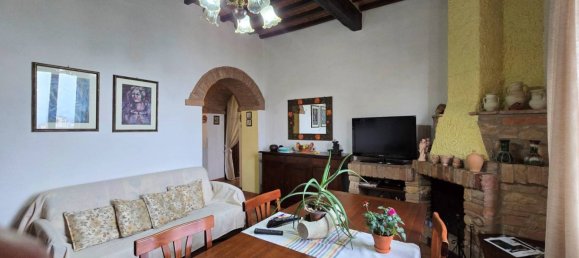 2 bedrooms Apartment in Chiusi, Italy No. 45922 11
