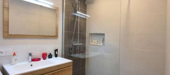 4 bedrooms House in Gisors, France No. 355993 5