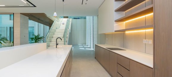 Вилла с 6 спальнями в Дубай, ОАЭ № 113712 9